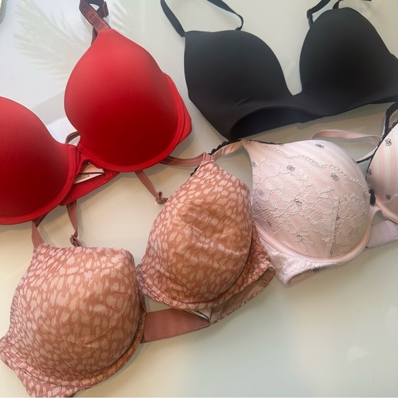 Victorias Secret 32 D Bra Bundle ✨ All in excellent condition! - Picture 1 of 9
